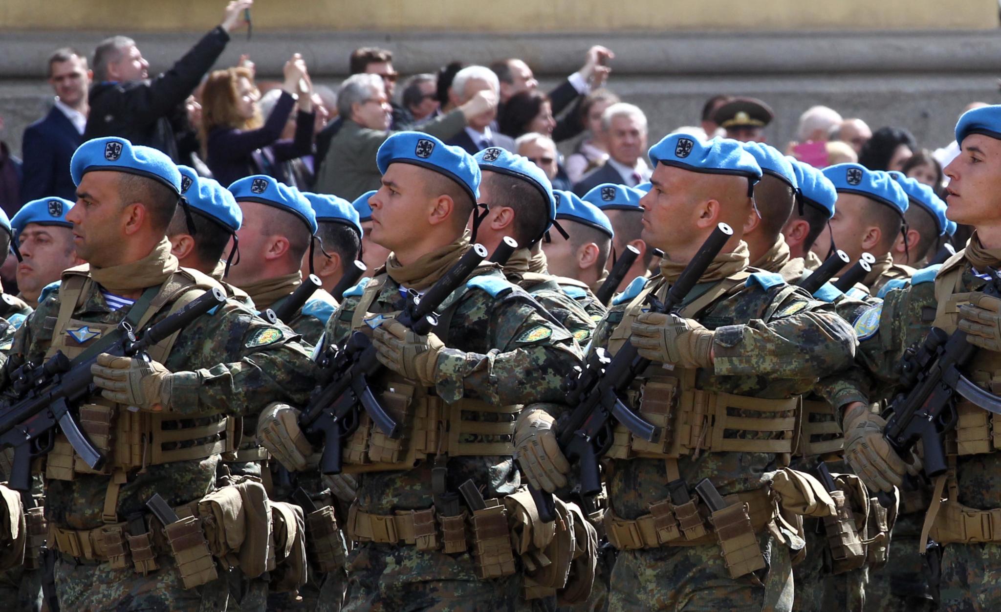 Българската армия иска HIMARS, оръдия и подводници - трябват им 8 млрд. лева
