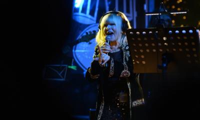 Лили Иванова отложи концерти, болна е