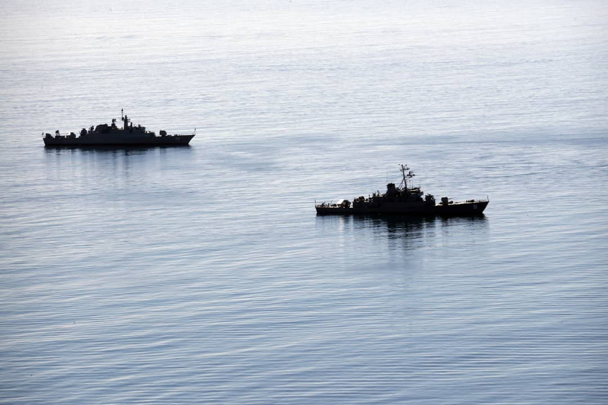 Военни кораби на САЩ и Канада минаха през Тайванския пролив