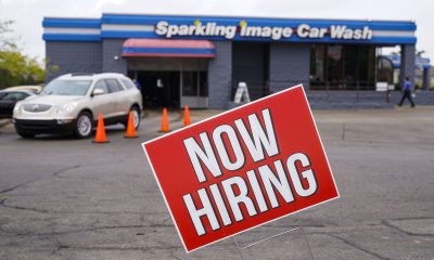 Изненадващо увеличение на молбите за помощи при безработица в САЩ 