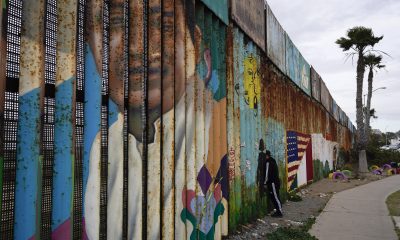 Жена увисна на оградата по границата с Мексико и почина