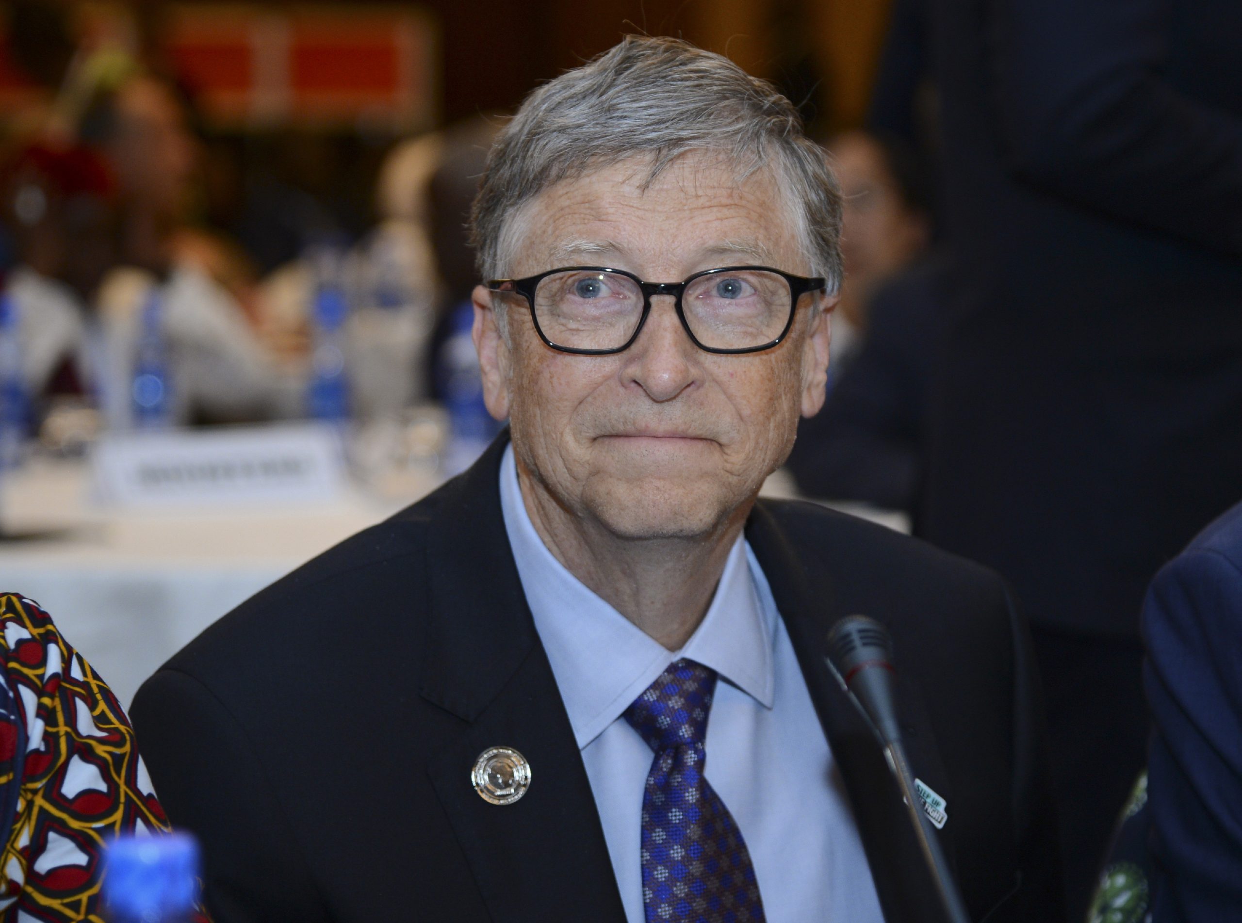 Бил Гейтс изостава в класацията на свръхбогатите