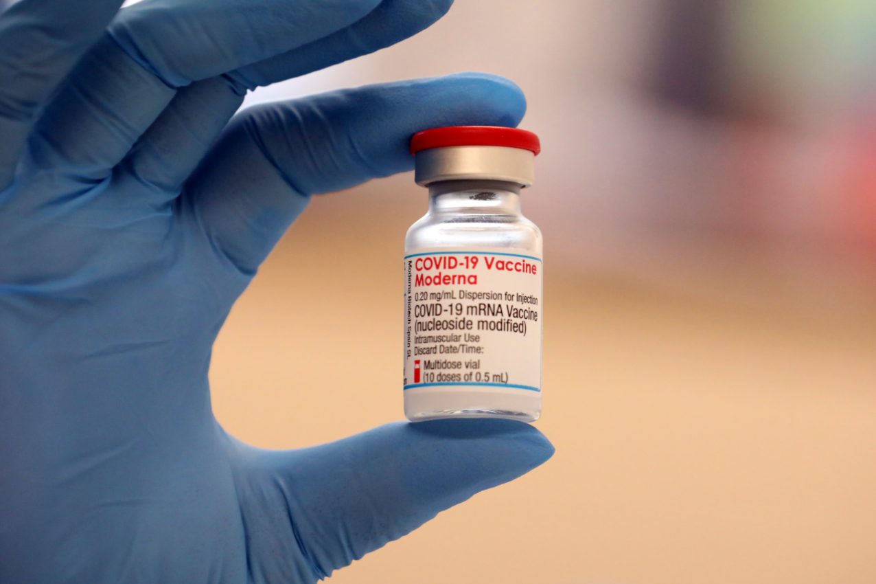 Ваксините срещу COVID-19 са спасили почти 20 млн. живота