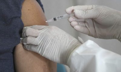 Ваксинацията срещу коронавирус в страната продължава да върви колкото да не угасне напълно