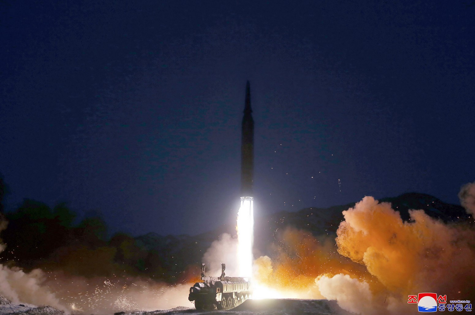 Северна Корея изстреля неидентифицирана балистична ракета