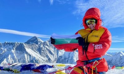 За втори път в историята: Българка изкачи Еверест