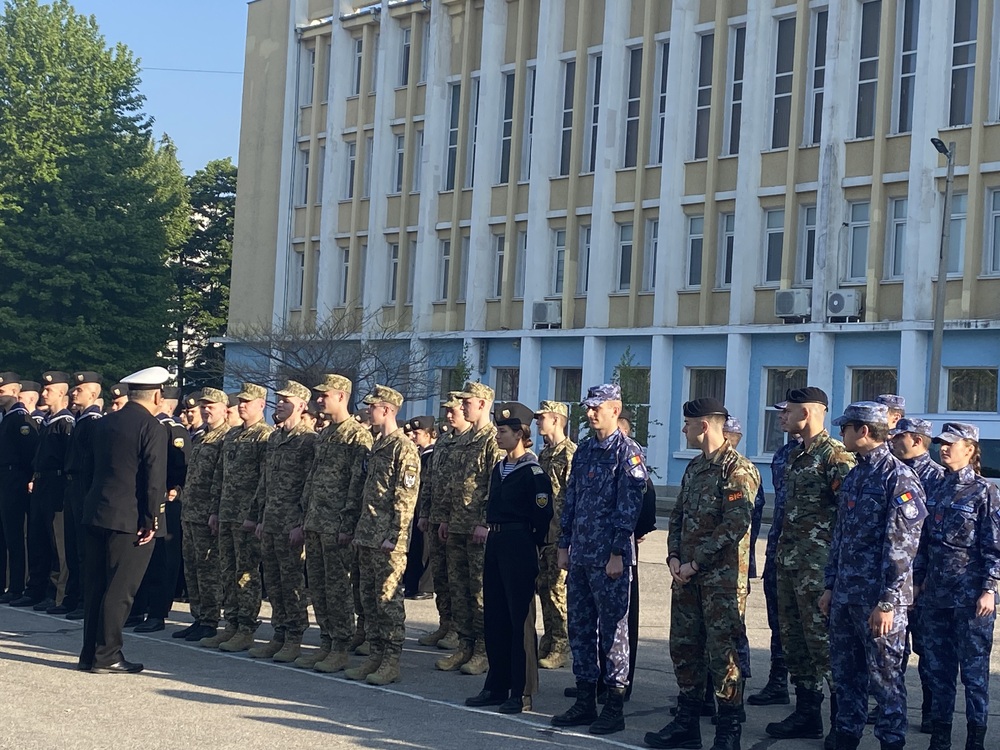 Украински курсанти започнаха обучение в Морското училище във Варна
