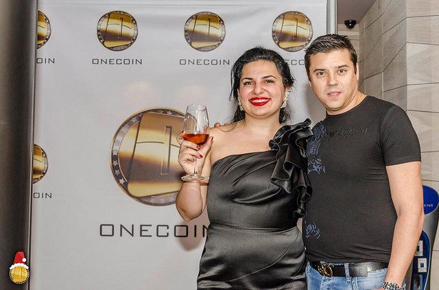 Погнаха и мъжа на Ружа Игнатова за участието му в OneCoin