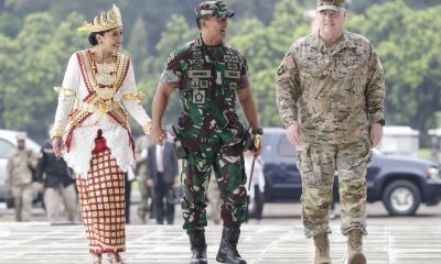 Дузина страни се включват във военни учения на САЩ и Индонезия