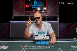 Българинът спечели $200 000 от турнир по покер в Лас Вегас