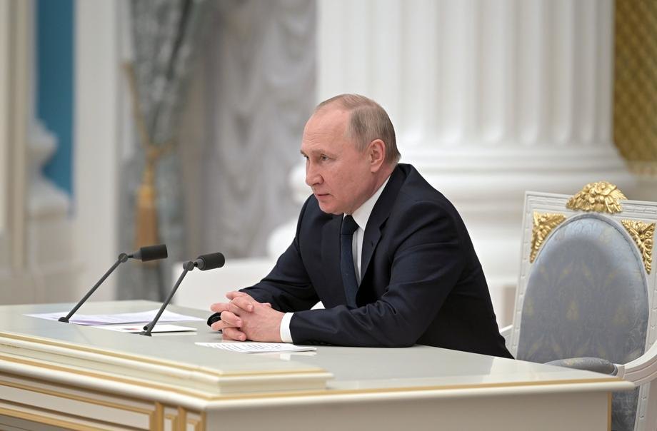 Путин призна независимост на Херсонска и Запорожка област