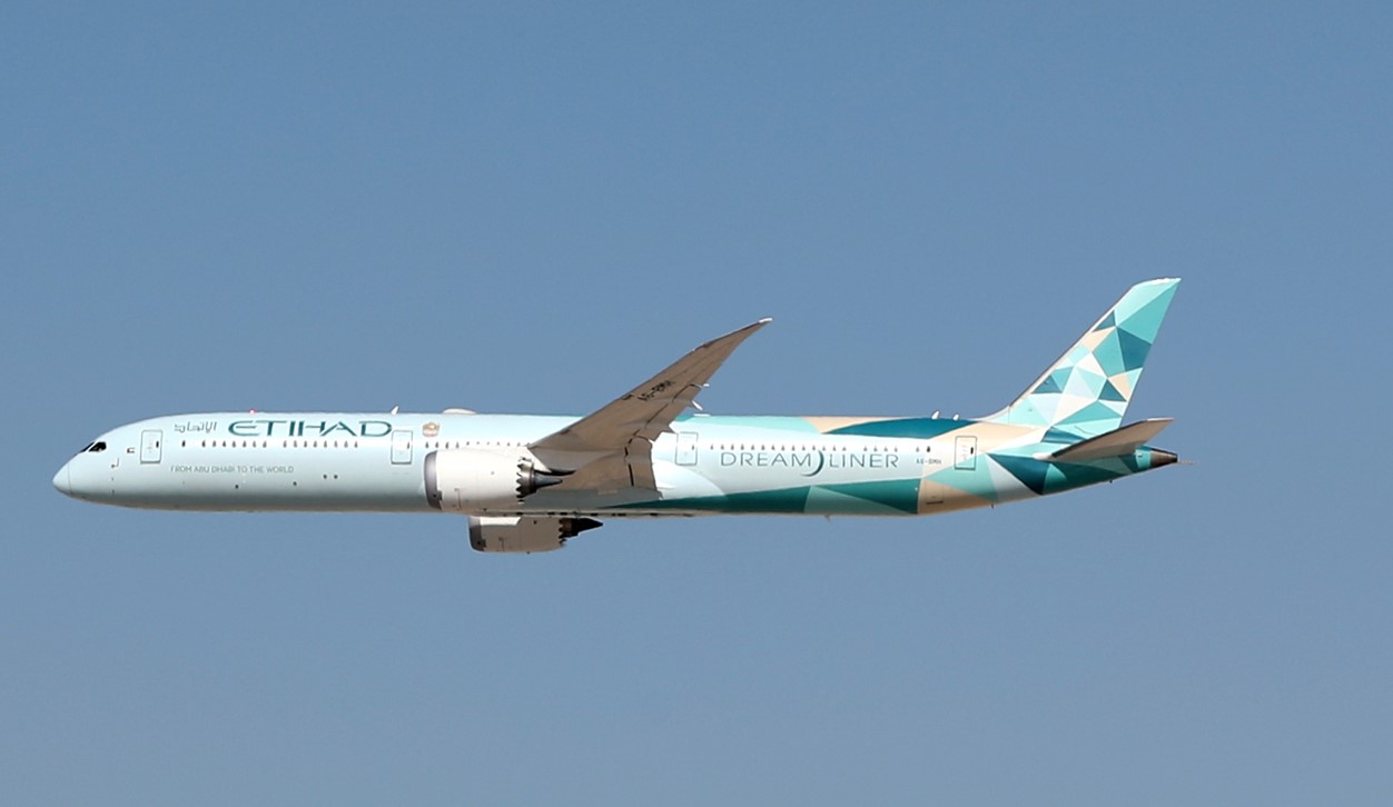 Акциите на "Боинг" поскъпнаха с наближаването на възобновяването на доставките на 787