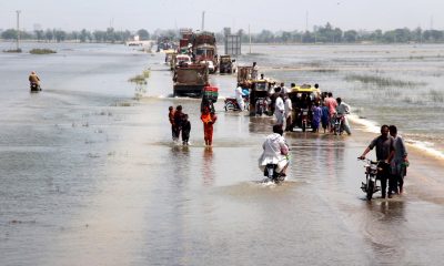 Трагедия за $10 млрд: Една трета от Пакистан е под вода (ВИДЕО, СНИМКИ)