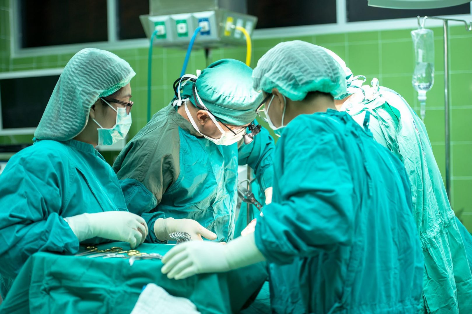 Разследват България за схема за незаконни трансплантации на органи