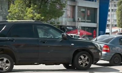 Дрогиран блъсна друг дрогиран с колата си в София