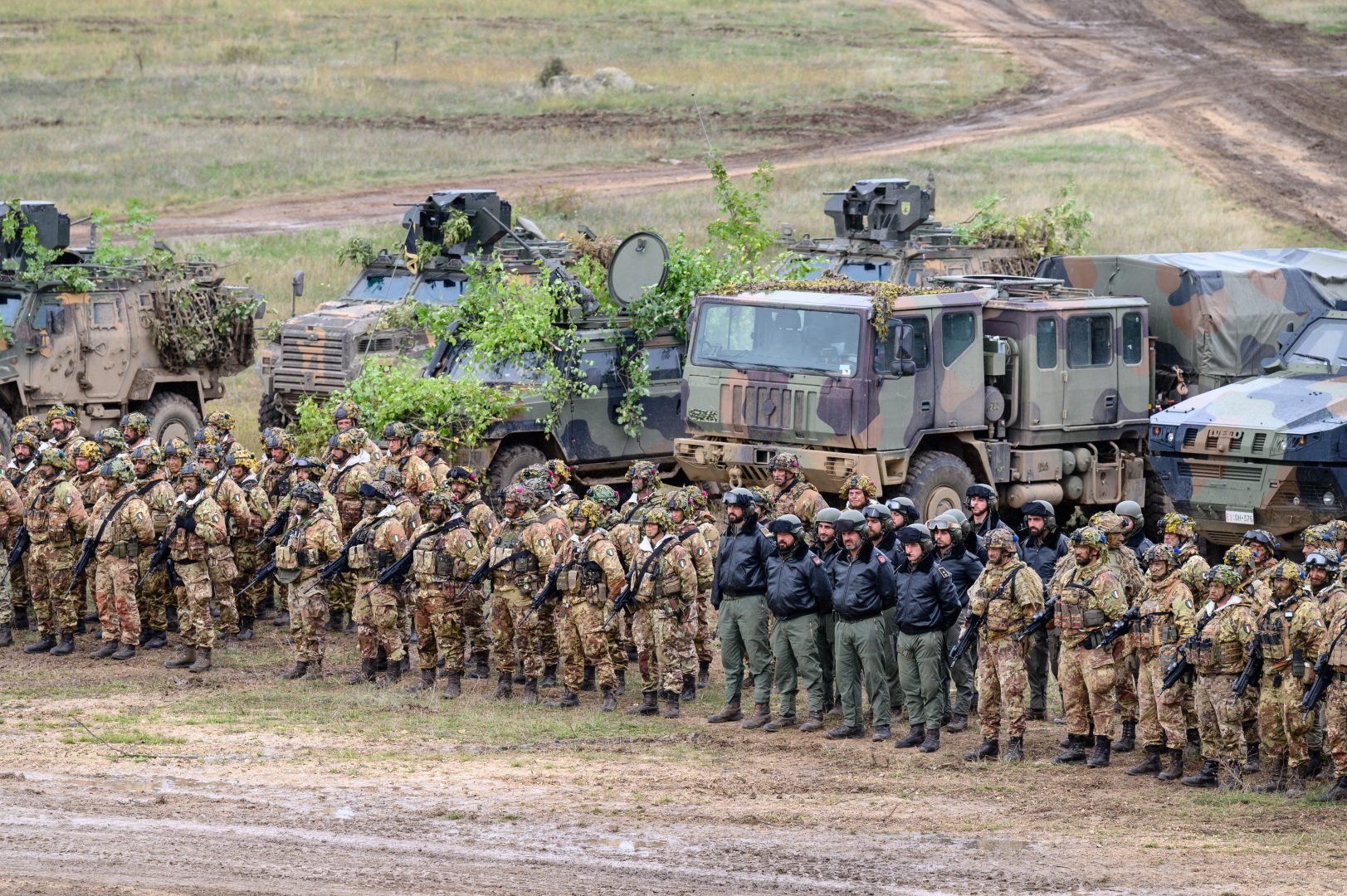 Напрежение между Русия и Запада. НАТО задейства бойна група
