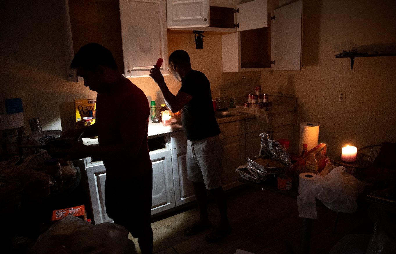 "Целенасочена атака": Вандали оставиха окръг в Северна Каролина без ток