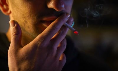 Нова Зеландия прие закон за минималната възраст за тютюнопушене