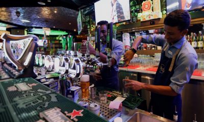 Дубай отмени данъка върху алкохола, ще го продават и без лиценз