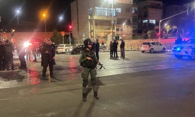 8 убити и 10 ранени при стрелба в синагога в Източен Йерусалим