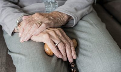 70-годишна баба наби с дървена пръчка мъж в Плевенско