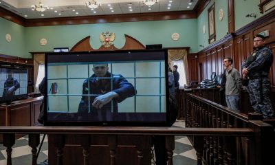 Репресия? Пратиха Навални в карцера за 6 месеца